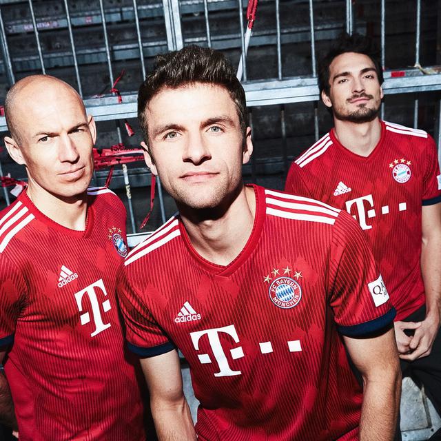 Bộ áo mới của Bayern München 2018-19 giới thiệu với một thiết kế đẹp