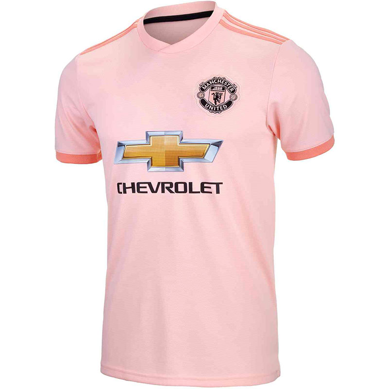 áo bóng đá màu hồng của clb Manchester 