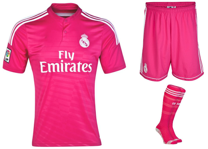 Áo bóng đá màu hồng của câu lạc bộ Real Madrid